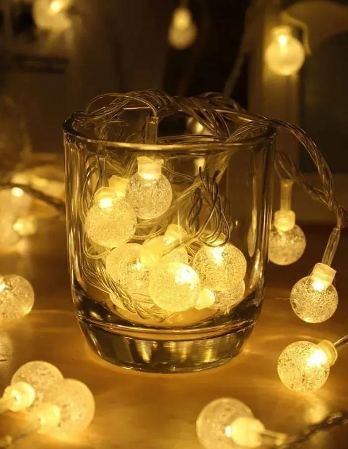 Luz de Navidad guirnalda burbuja 3m 20 LEDs a pilas luz cálida